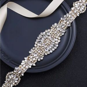 3/$16💥 ◇Elegant Rose Gold Elaborate Rhinestone Floral Thin Sash Belt